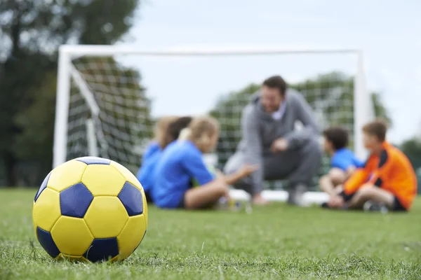 U19中国女排3-0比利时，关键换人实现超级逆转，稳居积分榜第二